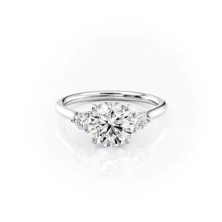 The Lia Set Moissanite With A 1.0 Carat